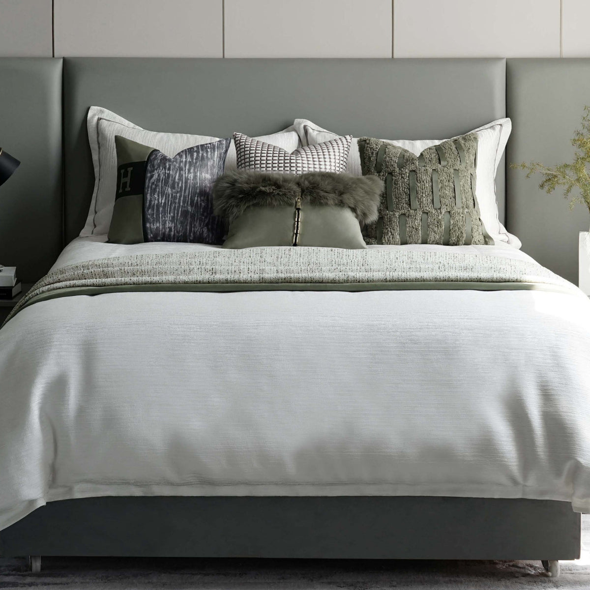 Leo Pillow – Eastwood Living