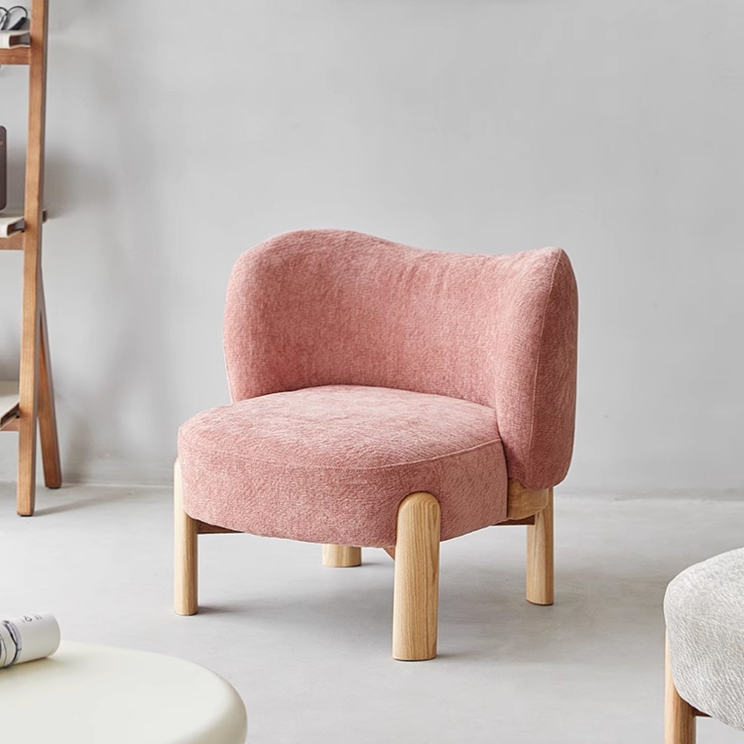 Simon Lounge Chair, Flamingo