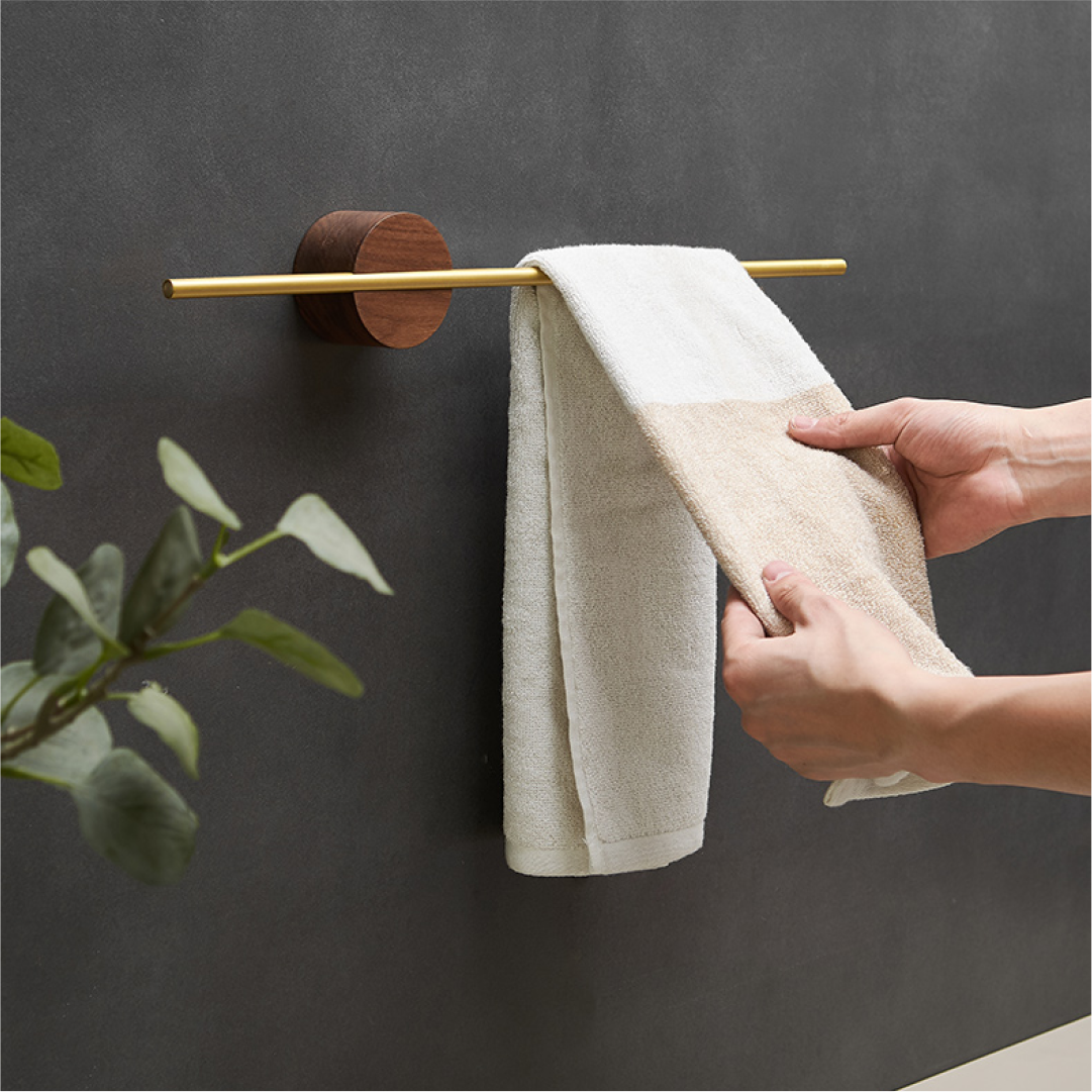 Zenia Floating Towel Rack