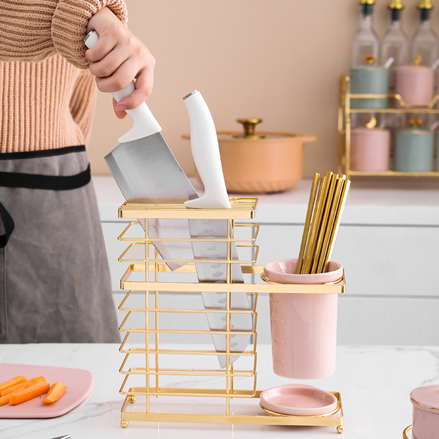 Pastel Knives & Kitchen Utensil Storage