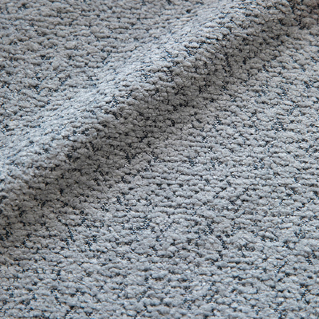 Allison Armchair, Boucle