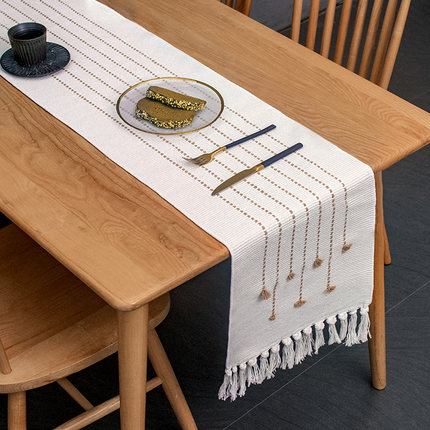 Vale Table Runners
